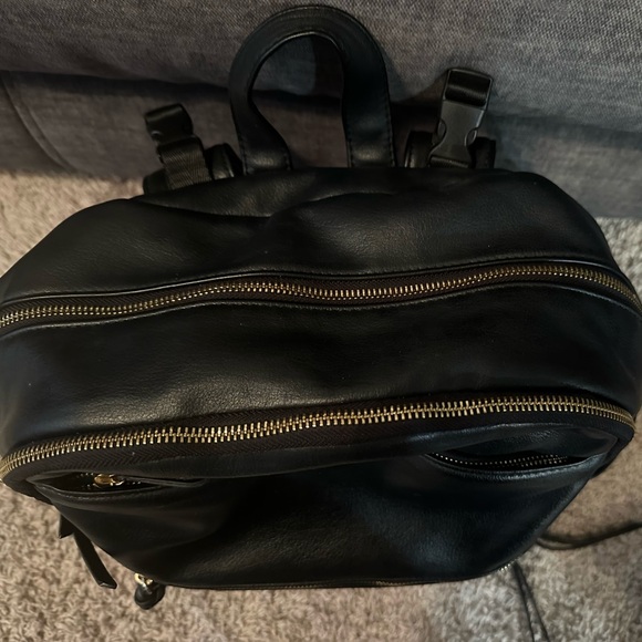 MOMINSIDE Leather Diaper Bag Backpack Leather Baby Bag - Picture 6 of 9